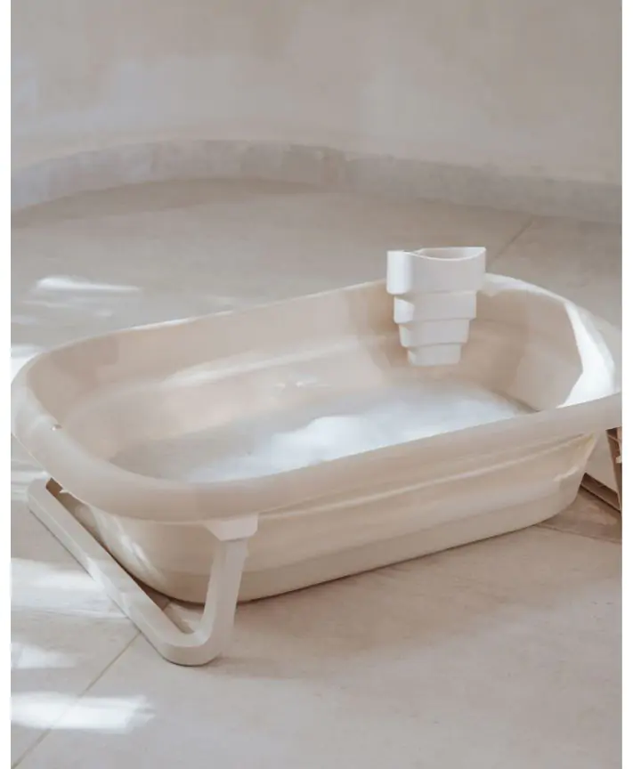 אמבטיה מתקפלת