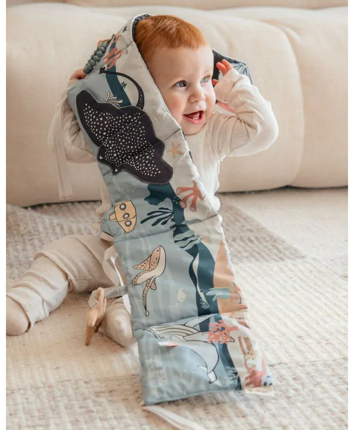 ספר פעילות רך לתינוק