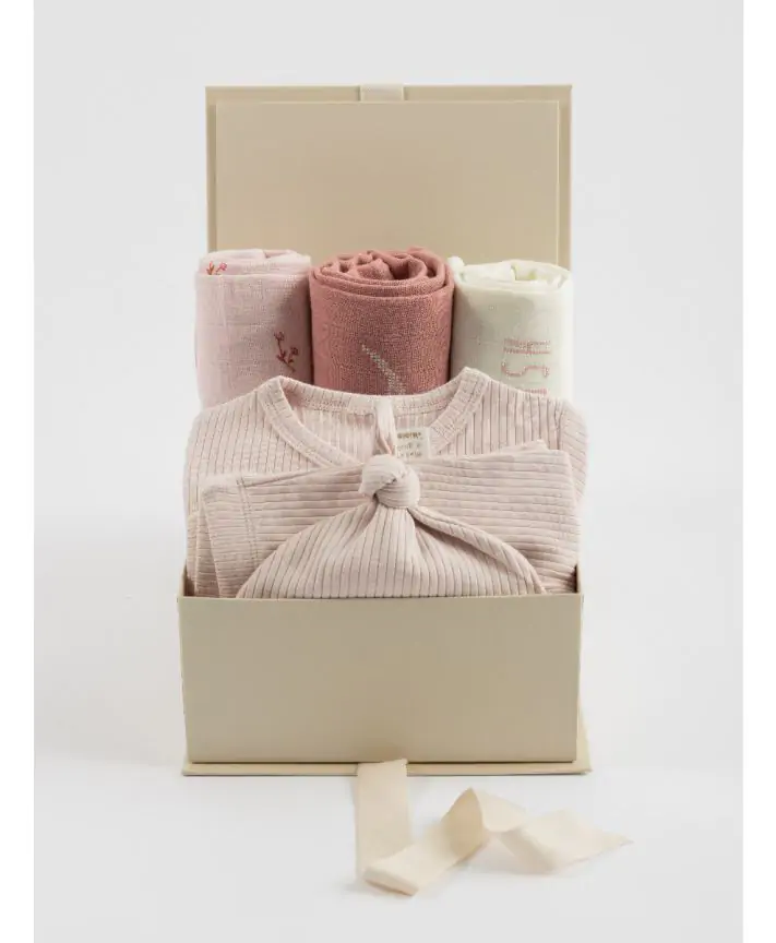 מארז מתנה - HELLO BABY