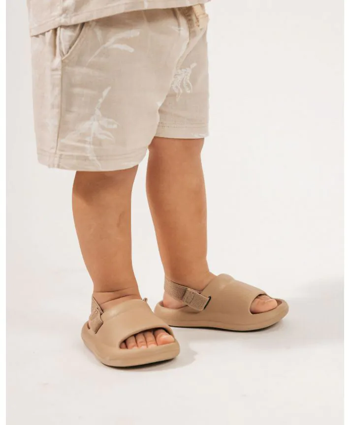 סנדלי מרשמלו