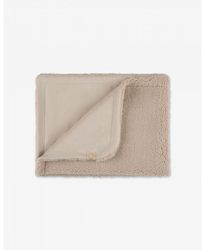 שמיכת שרפה ובמראה קטיפה