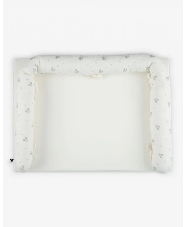 משטח החתלה דיסני לשידה