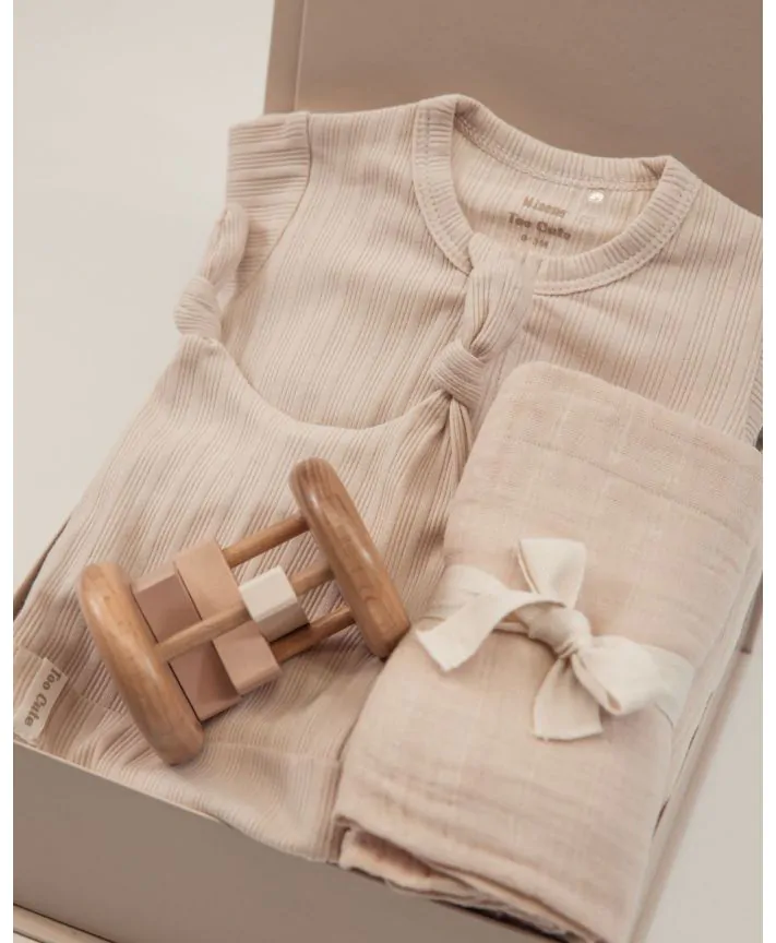 מארז מיננה- Tiny Hugs Box