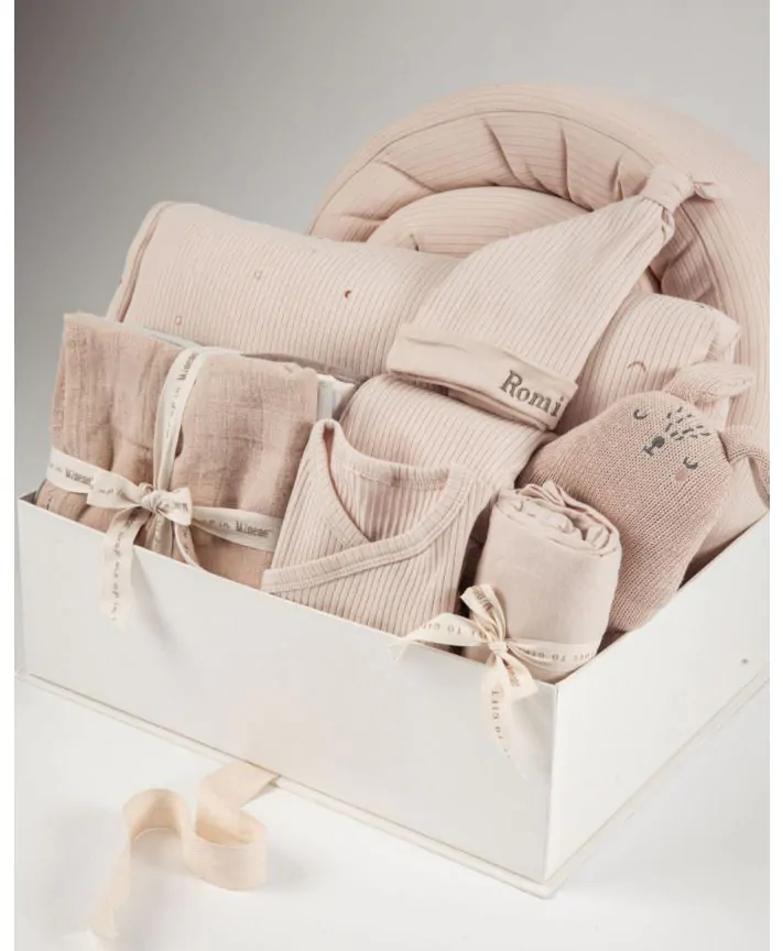 מארז מתנה - LOVE TO GIFT