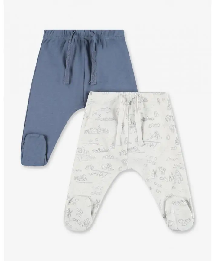 שני זוגות מכנסיים