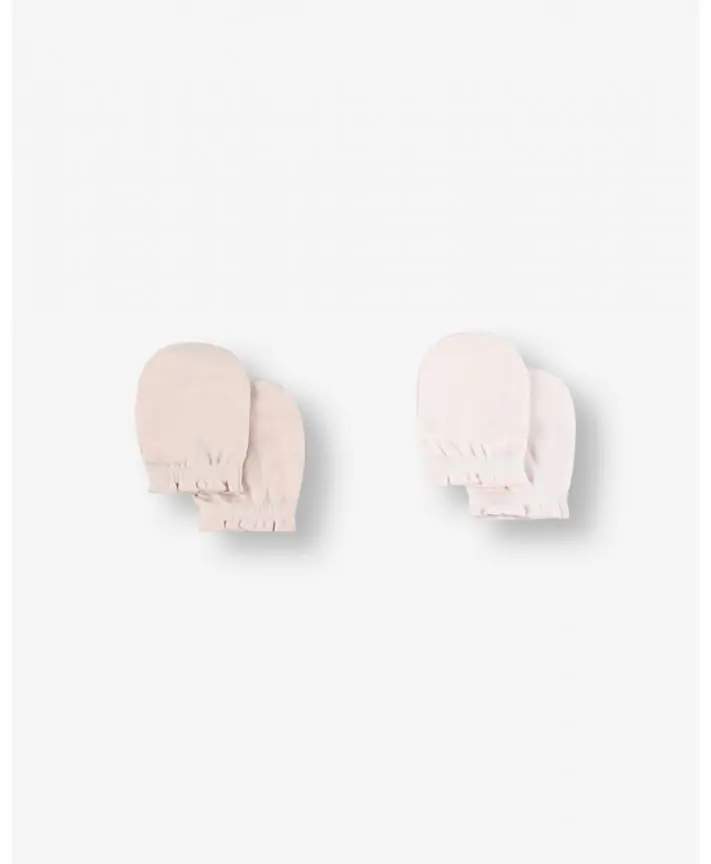 שני זוגות כפפות