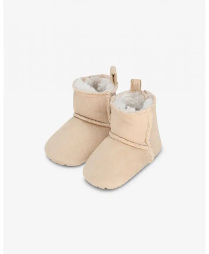 נעלי דמוי זמש עם שרפה