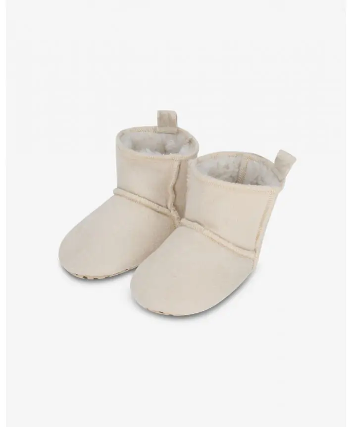 נעלי דמוי זמש עם שרפה