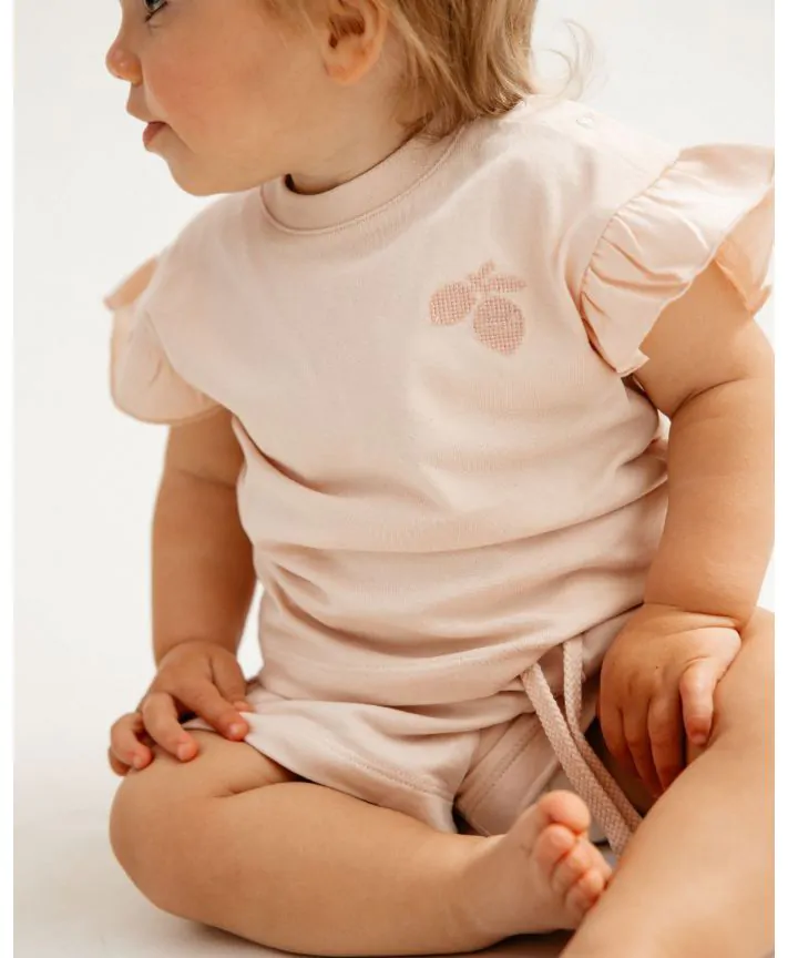 סט חולצה ומכנסיים קצרים בייבי