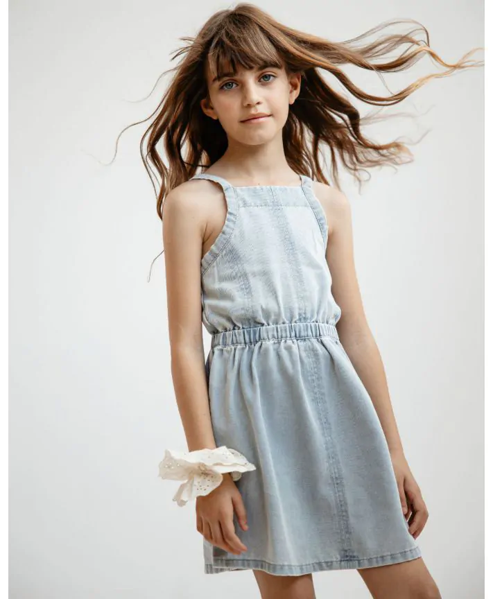 שמלת ג'ינס כתפיות