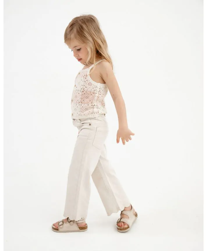 מכנסי ג'ינס ארוכים בגזרה מתרחבת