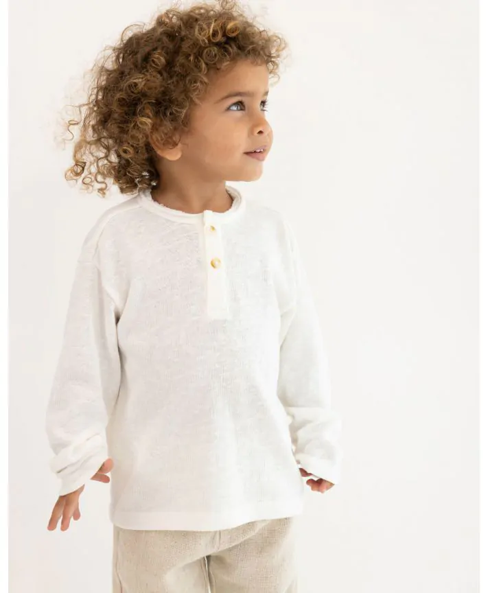 חולצה סרוגה עם כפתרה