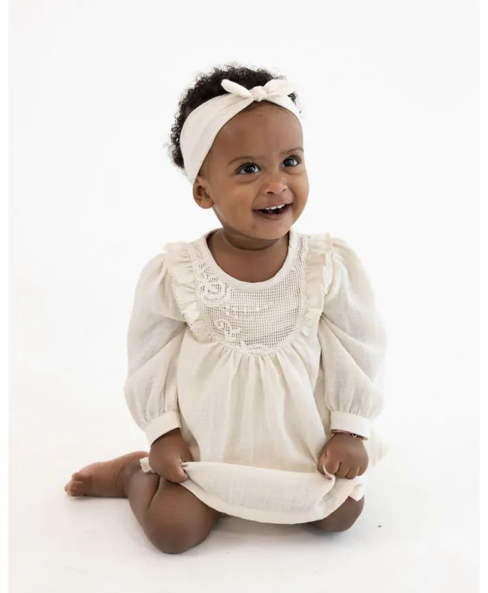 שמלת אריג עם בלומרס וסרט לשיער