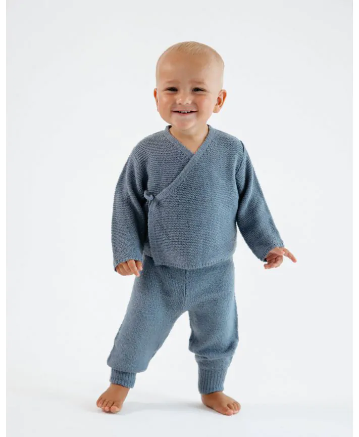 סט קרדיגן ומכנסי סריג בייבי