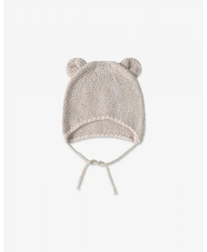 כובע סרוג עם אוזני דב