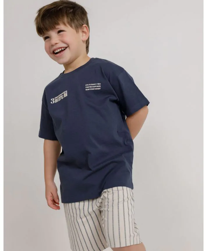 סט חולצה ומכנסיים 