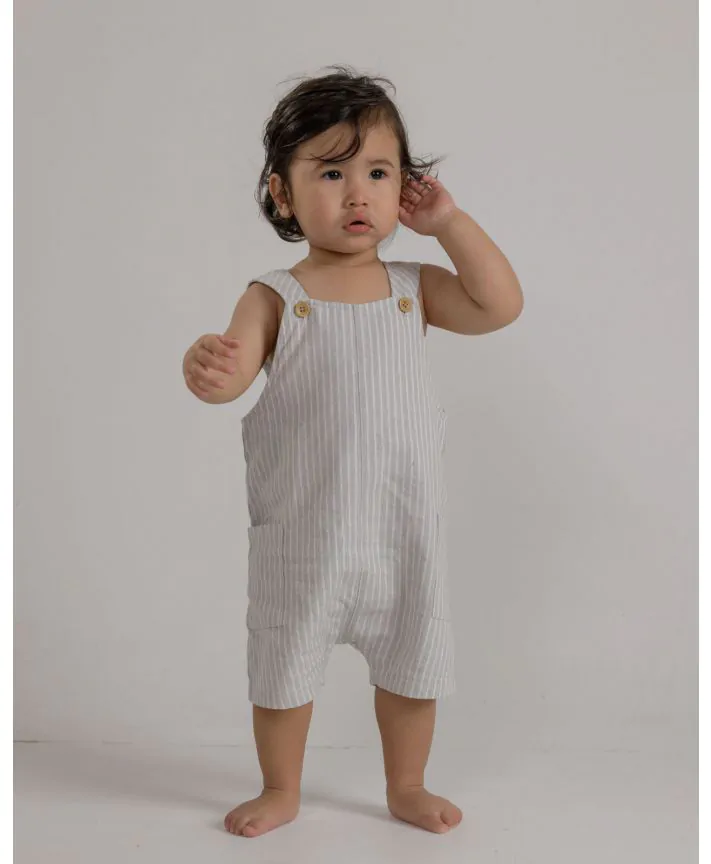 אוברול קצר עם כיסים בייבי