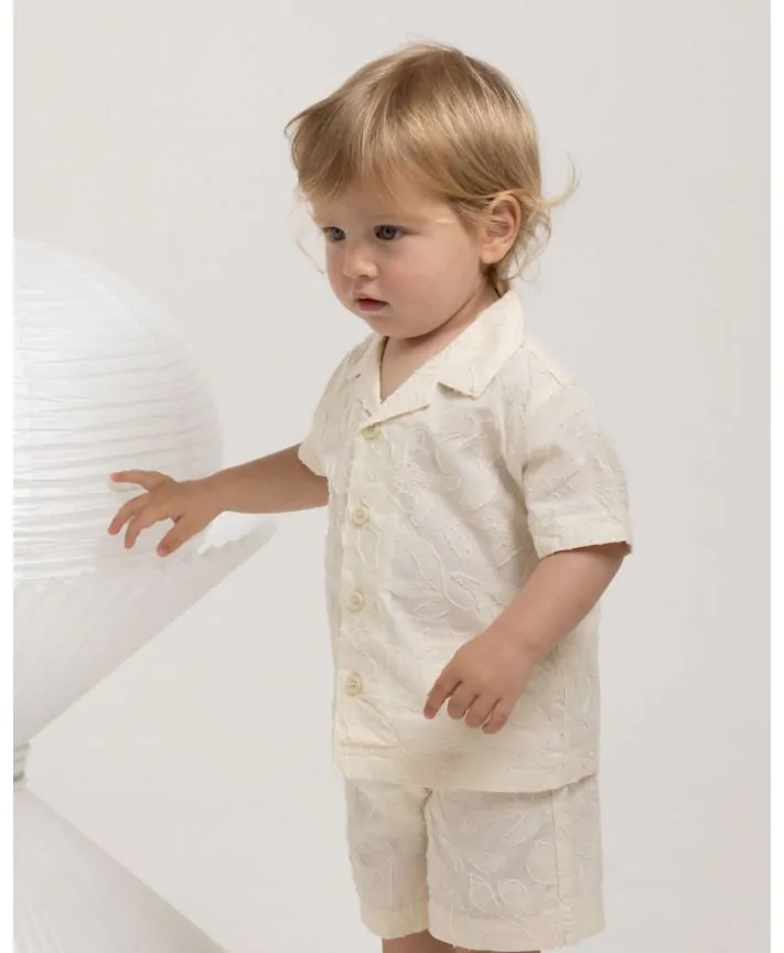 חולצה מכופתרת עם שרוולים קצרים בייבי