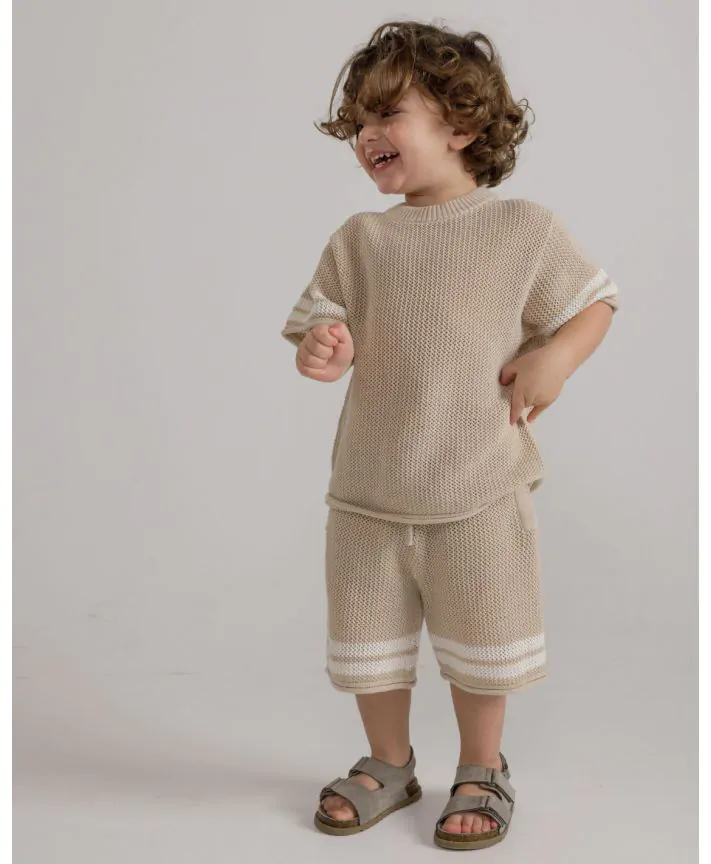 מכנסי קרושה קצרים עם פסים