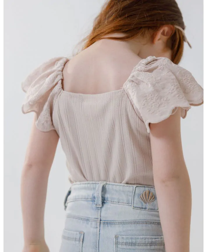 חולצת טי עם שרוולי מלמלה