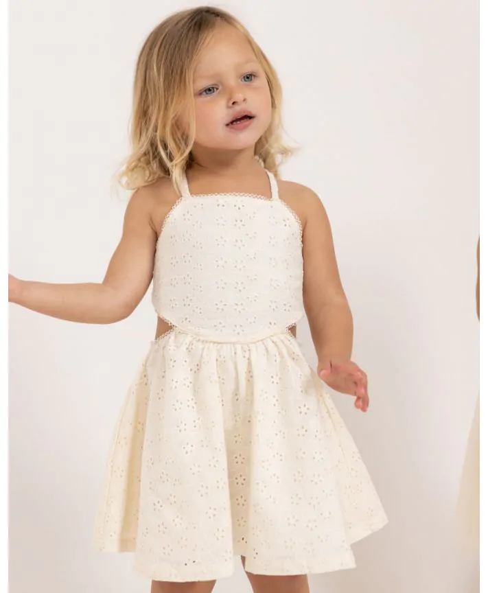 שמלת כתפיות עם פתחים בצדדים