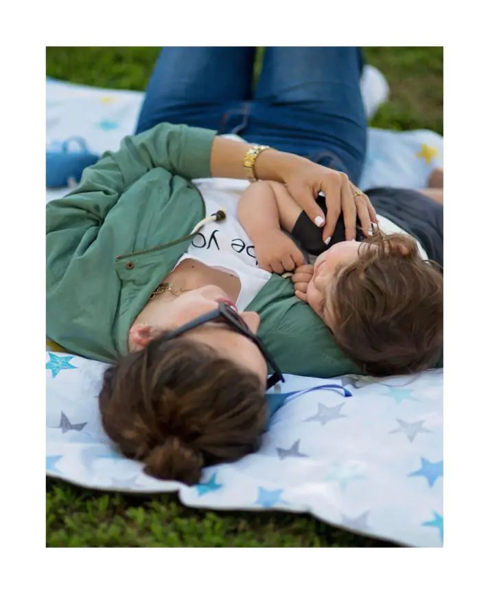 מארז מתנה - שמיכת פעילות