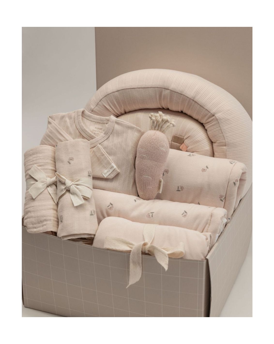 A Tiny Miracl - מארז מיננה-2