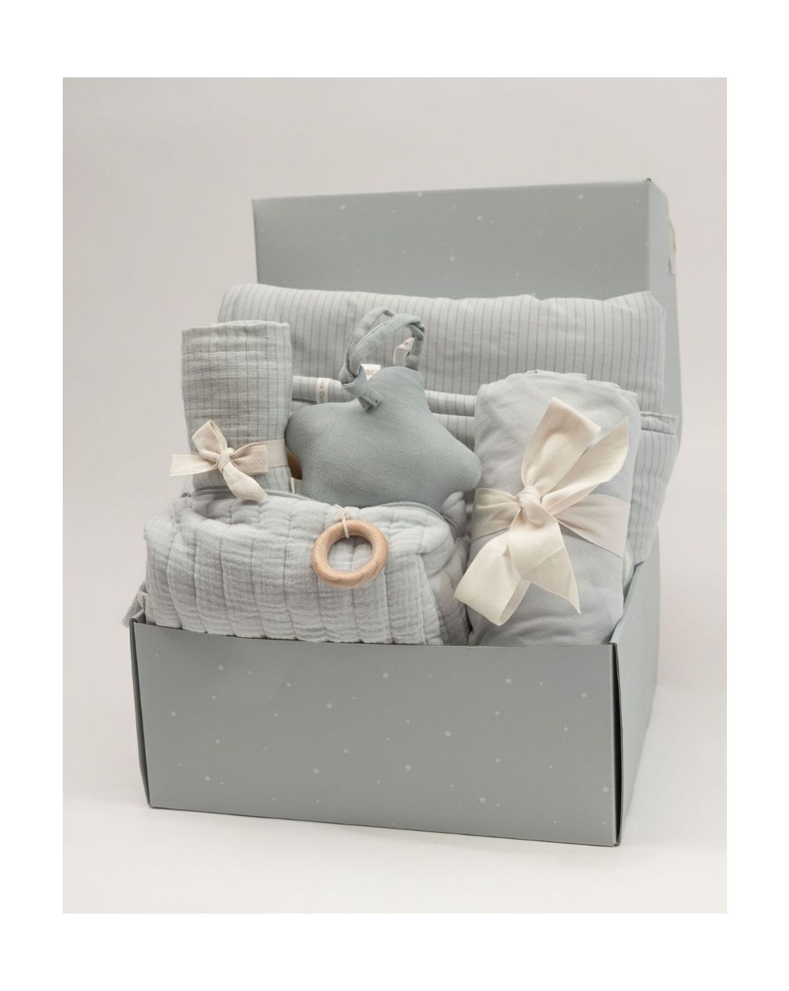 Love is all around-2