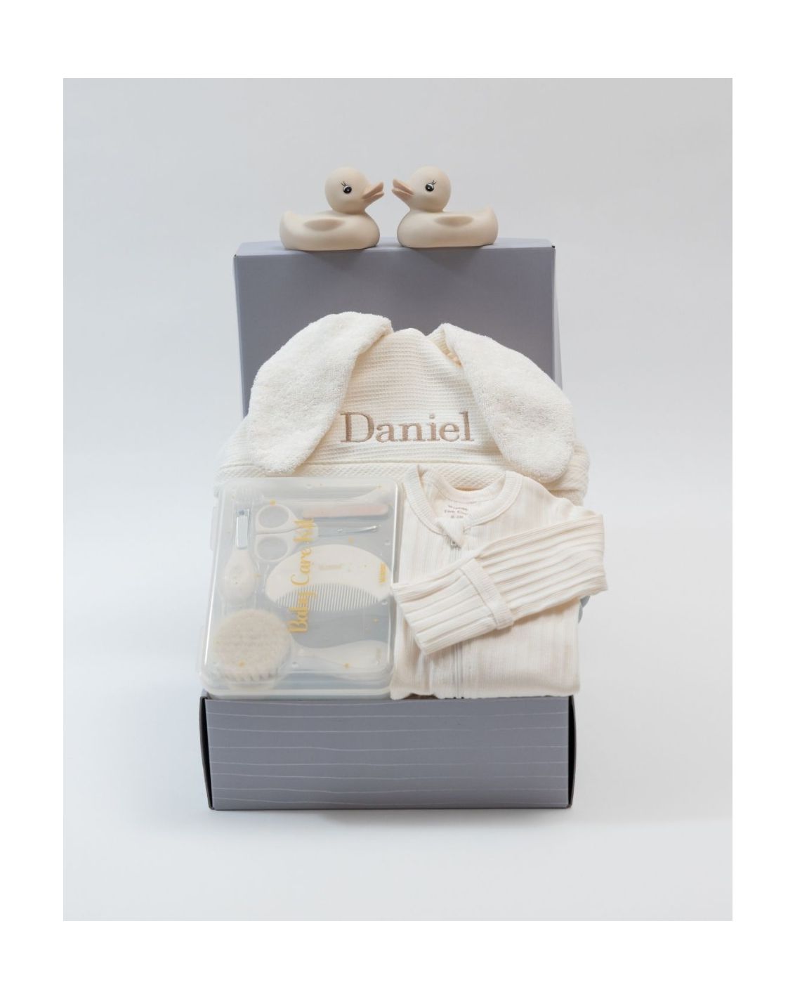 Packed With Love - מארז מיננה-2