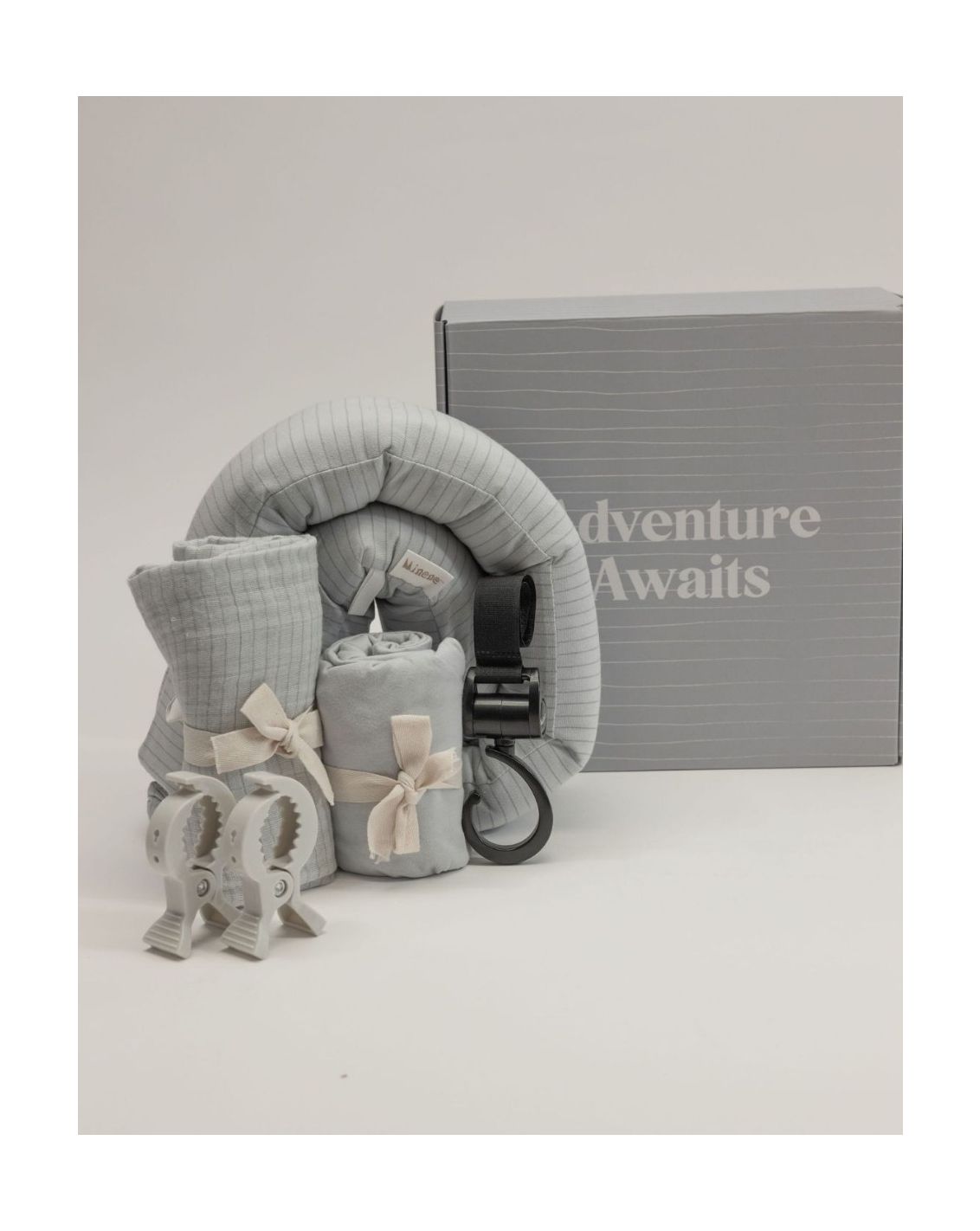 Adventure Awaits - מארז מיננה-1