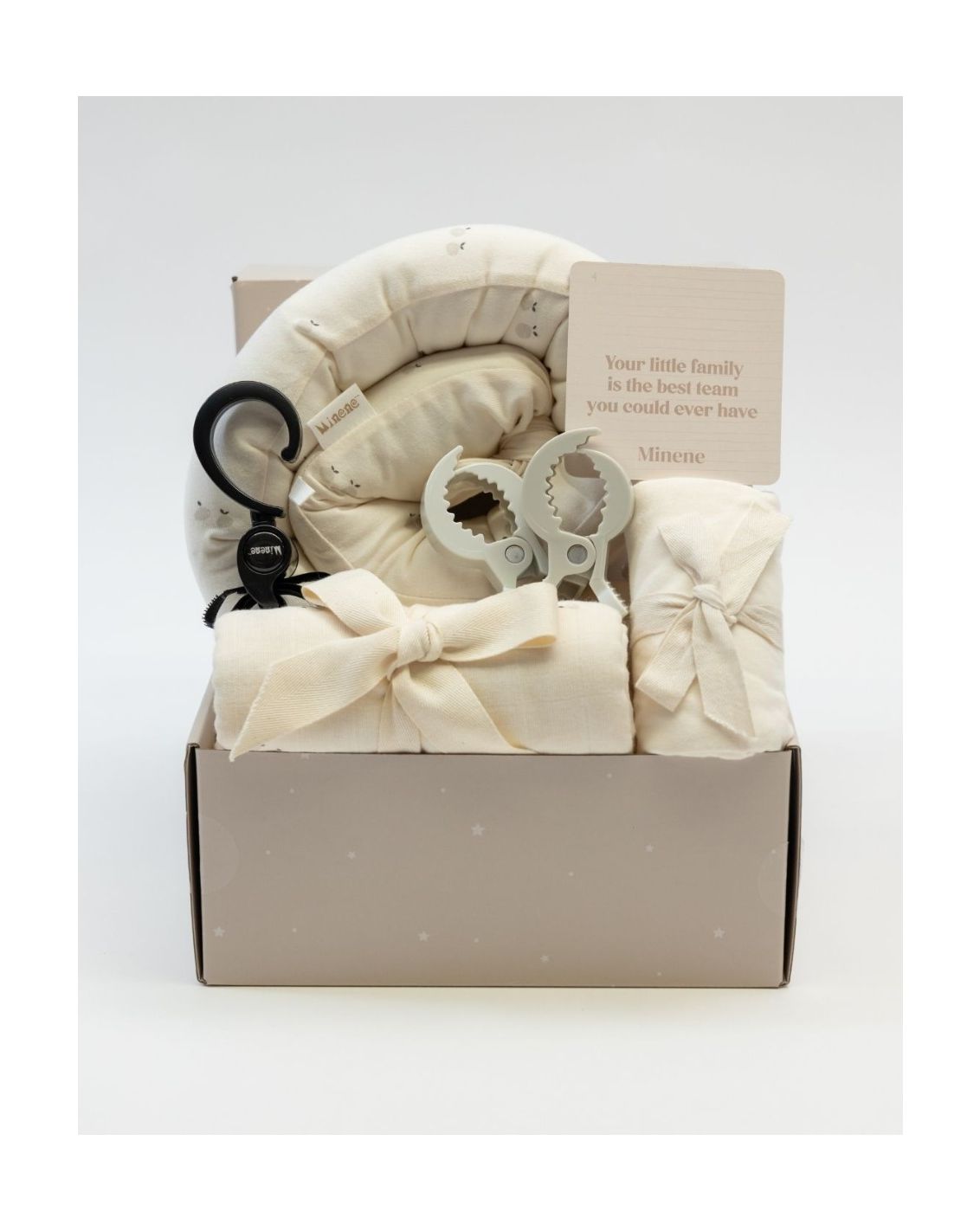 Adventure Awaits - מארז מיננה-2