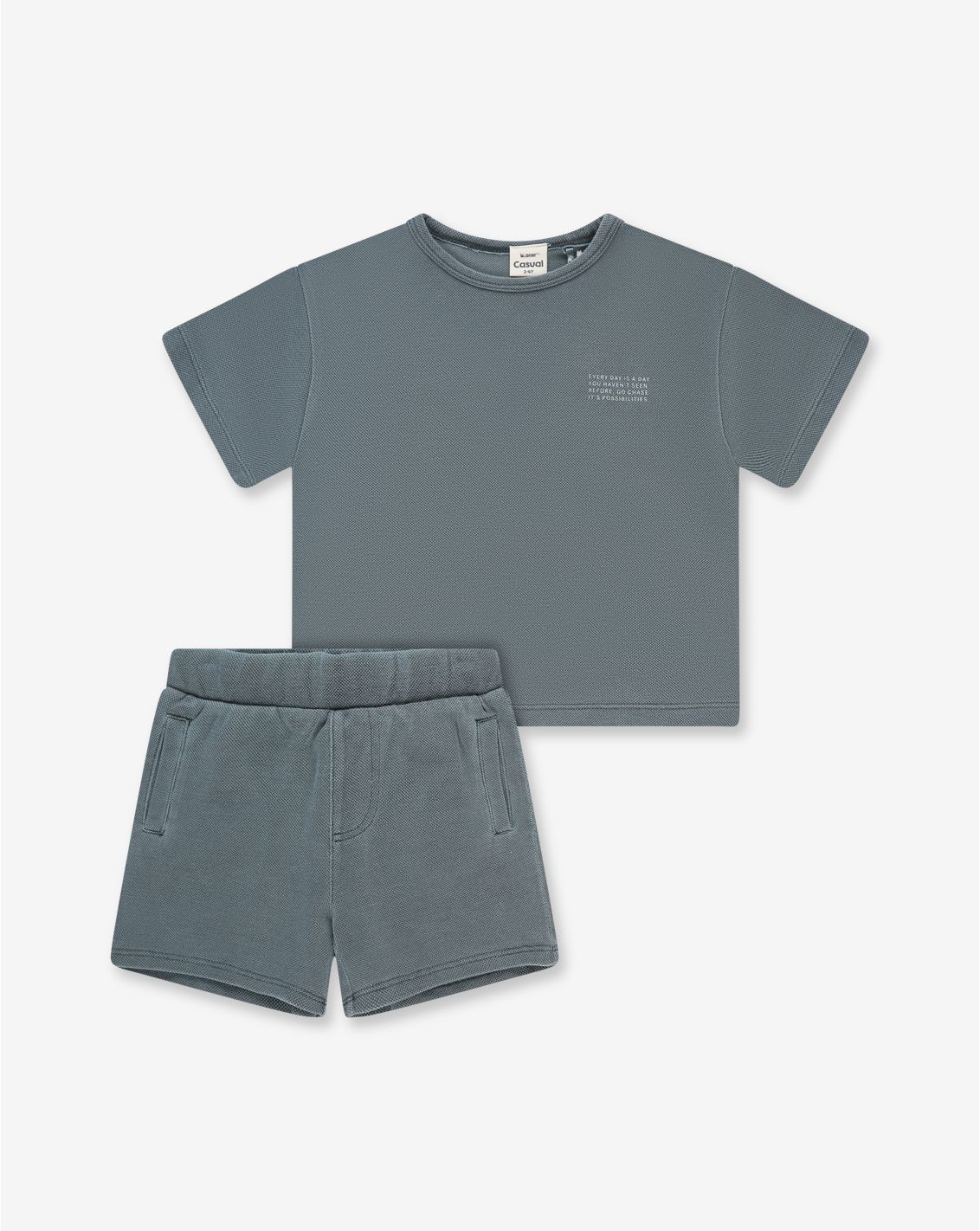 סט פולו פיקה חולצת טי אוברסייז ומכנסי ברמודה