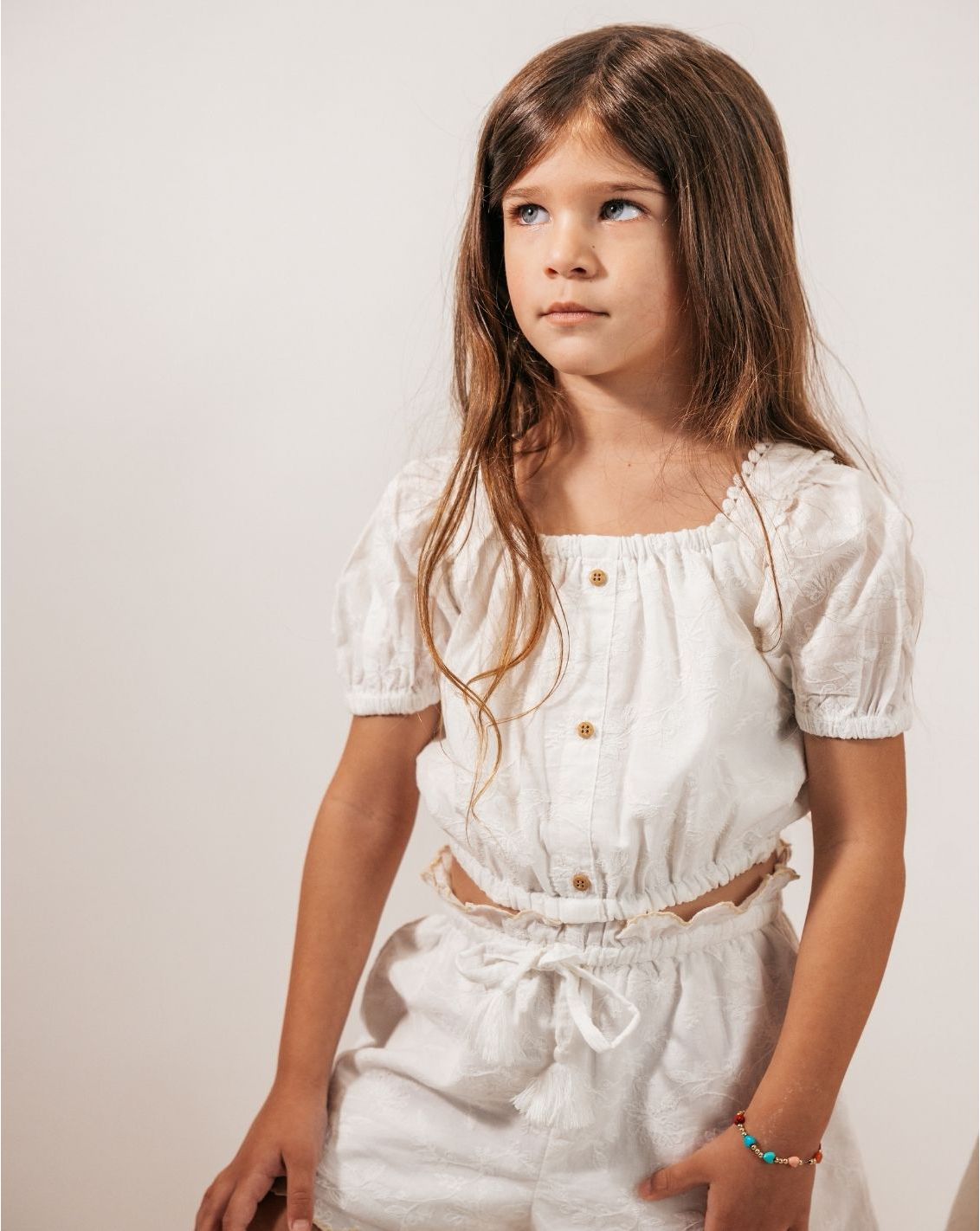 חולצת אריג קצרה