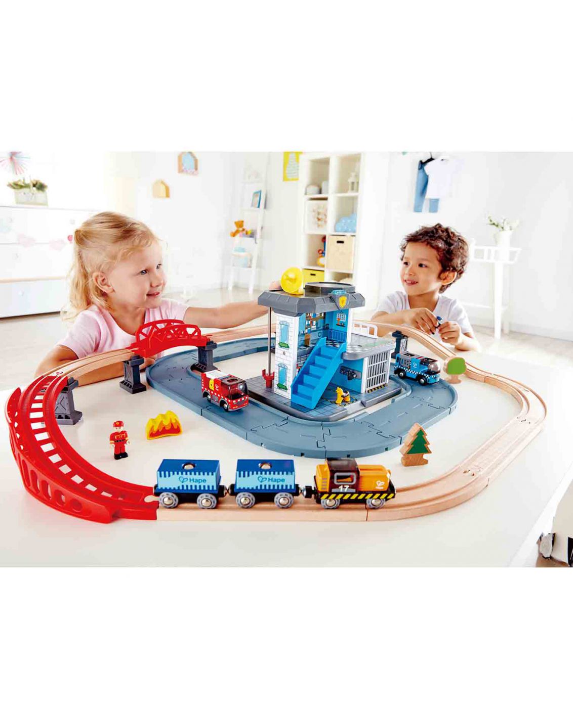 סט מסילות רכבת מרכז חירום ושירות HAPE-5